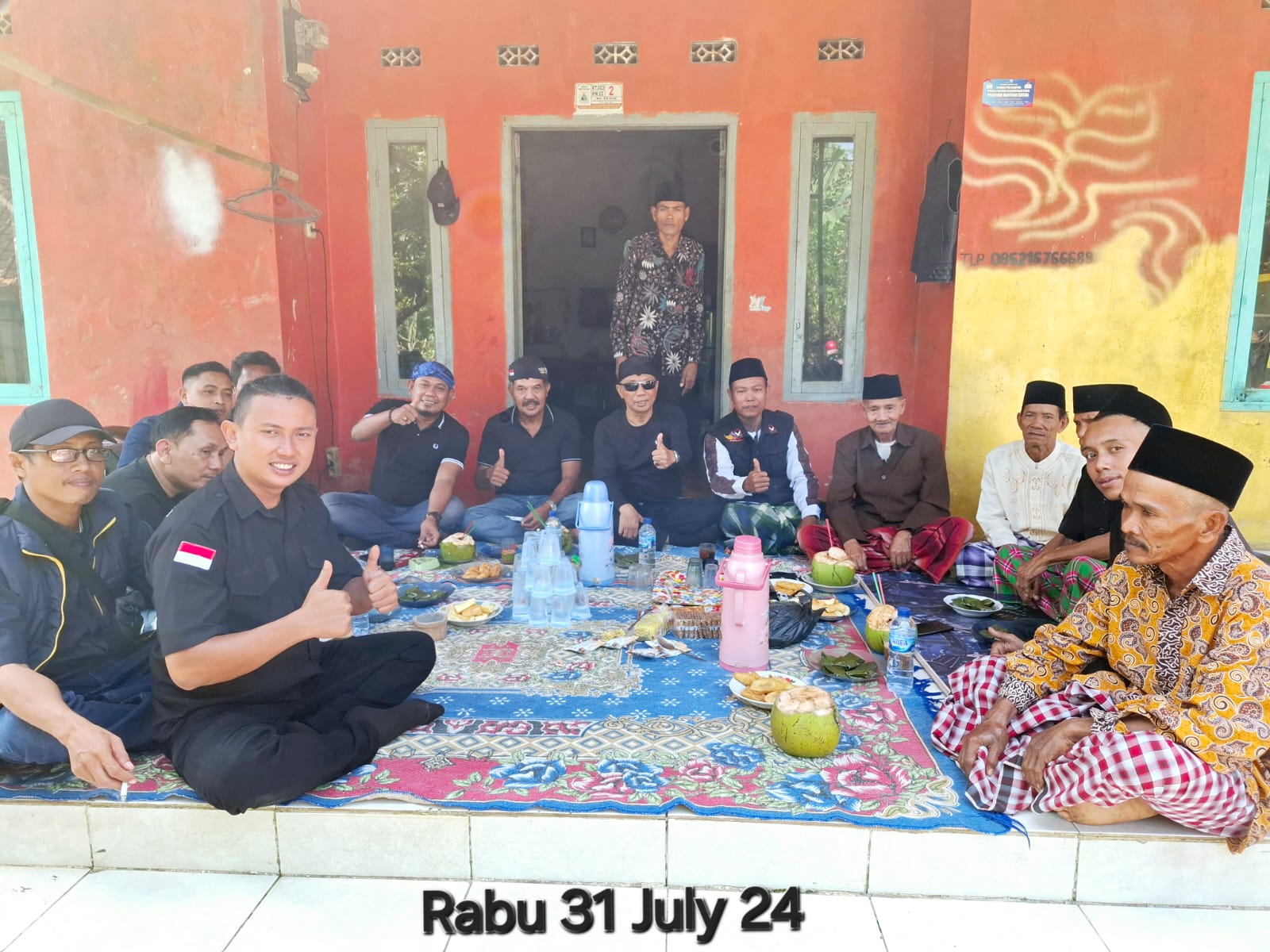Disambut Puluhan Warga, Forwatu Berikan Bantuan Pembangunan Mushola