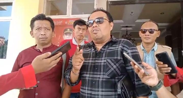 Gegara Intimidasi dan Lecehkan Wartawan, Oknum Kades di Kabupaten Lebak Dipolisikan