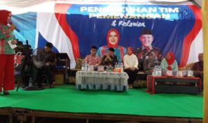 Semangat Relawan Hepy dan Efsi, SE Menggelora di Pagar Alam” Semangat Relawan Hepy dan Efsi, SE Menggelora di Pagar Alam”