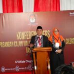 Mengusung Visi Cilegon Maju, Isro-Uyun Mendaftar ke KPU Cilegon