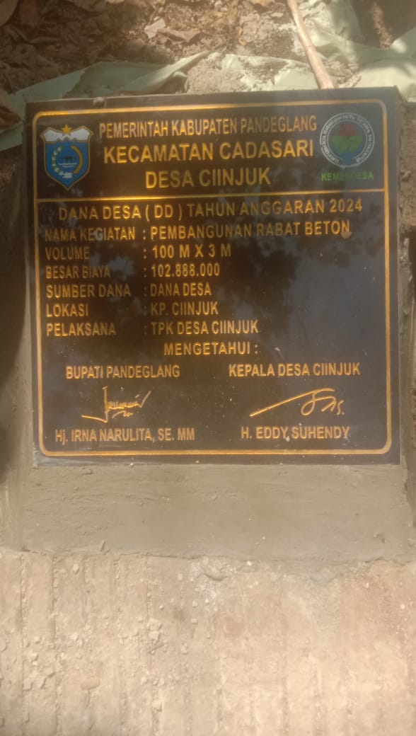 Pemerintah Desa ciinjuk Sudah Mengucurkan Rabat Beton Di kampung ciinjuk RT 02/04 Dari Anggaran (DD)