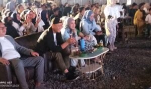 Santai Dan Bernyanyi Bareng Gen Z Calon Walikota Lubuklinggau Yoppy Karim Hadiri Alecta Band