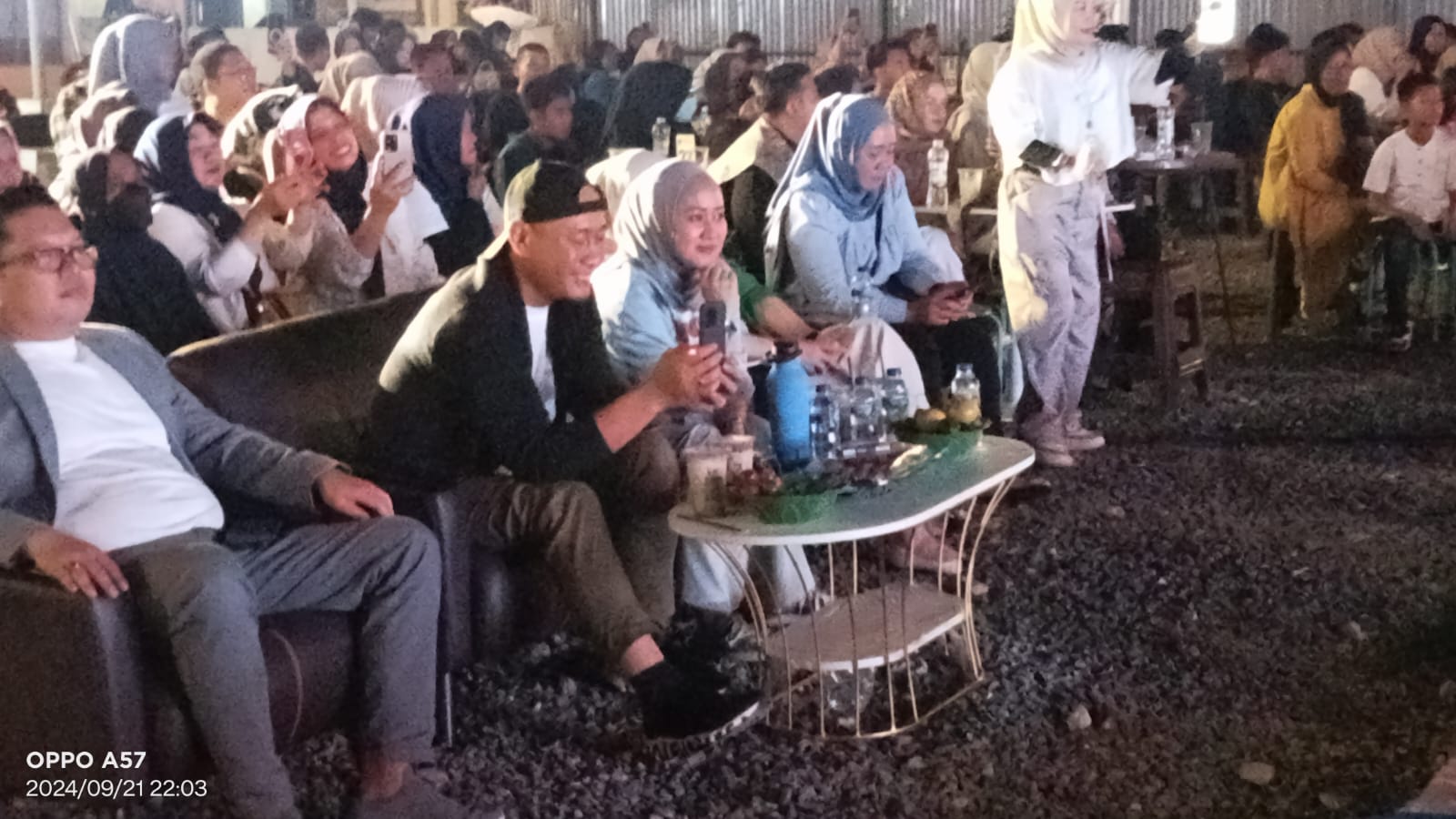 Santai Dan Bernyanyi Bareng Gen Z Calon Walikota Lubuklinggau Yoppy Karim Hadiri Alecta Band