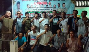 Rustam Effendi Beri Bantuan ke Paguyuban Guyup Rukun Rustam Effendi Beri Bantuan ke Paguyuban Guyup Rukun
