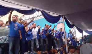 Disambut puluhan ribu.Masyarakat , HD-CU Calon Gubernur Hadiri Memperingati Hari Ulang Tahun (HUT) Partai Demokrat ke-23 Tahun.