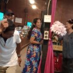 Kehangatan Malam di Warkop Khanza’s Ditemani Suara Merdu Rusly Anti