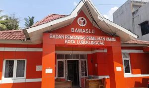 Dedi : Pengrusakan APK Potensi Pidana Pemilu, Mursyidi : Dua ASN Dilaporkan Ke BKN Dedi : Pengrusakan APK Potensi Pidana Pemilu, Mursyidi : Dua ASN Dilaporkan Ke BKN