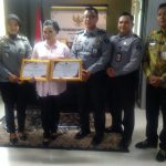 Bunda Fifi Terima Dua Penghargaan Dari Kemenkumham Bunda Fifi Terima Dua Penghargaan Dari Kemenkumham