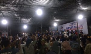 Dinilai Santai dan Santun, Warga Lubuk Aman: Lopyu Botak..Peci .!!! Dinilai Santai dan Santun, Warga Lubuk Aman: Lopyu Botak..Peci .!!!