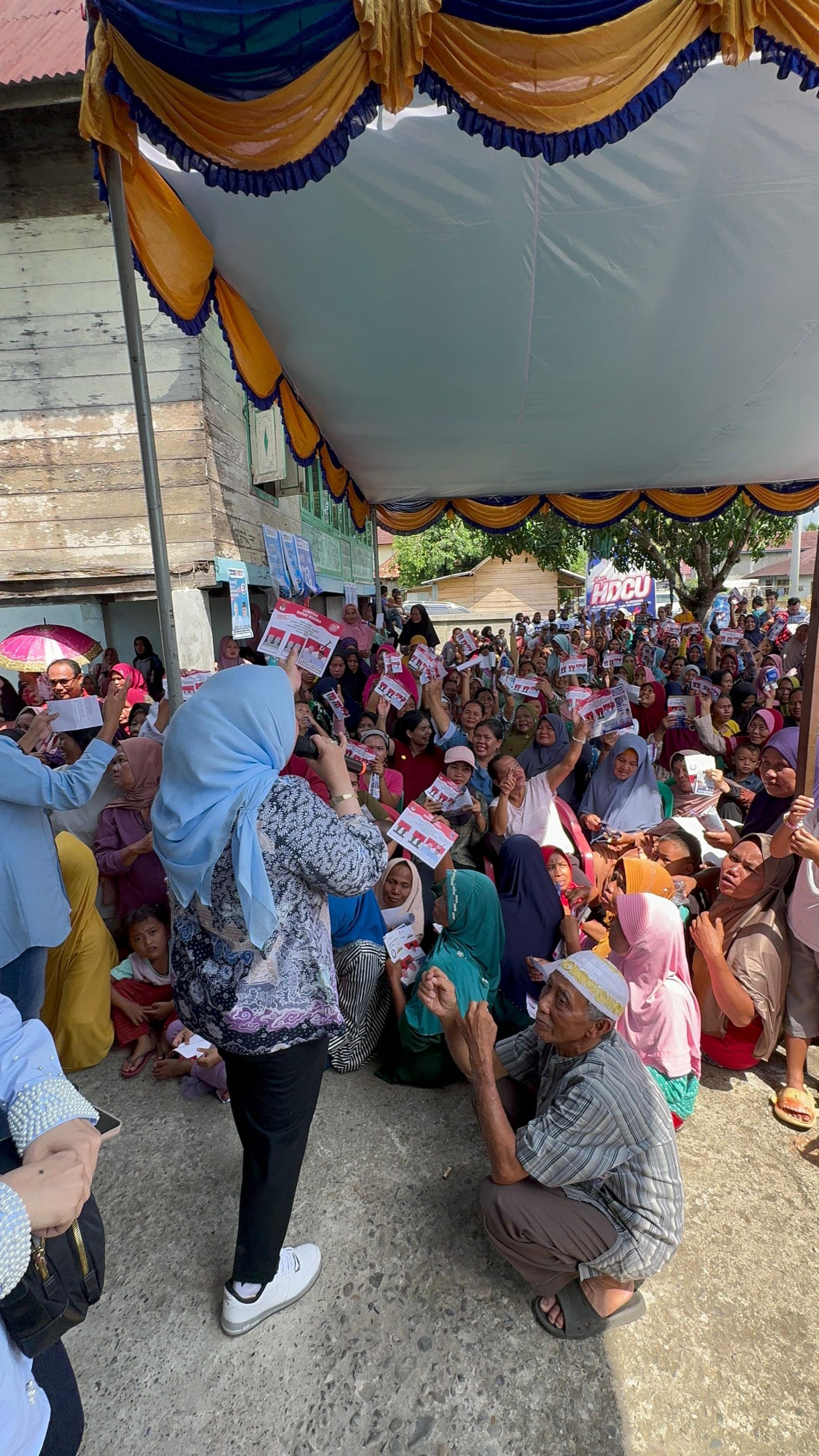 Calon Bupati Lahat Hj Lidyawati Lakukan Kompanye Di Dapil 7