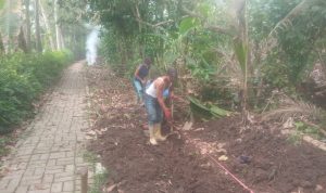 Pekerjaan Drainase U-Ditch Beton di Kampung Cikupa Diduga Proyek Siluman