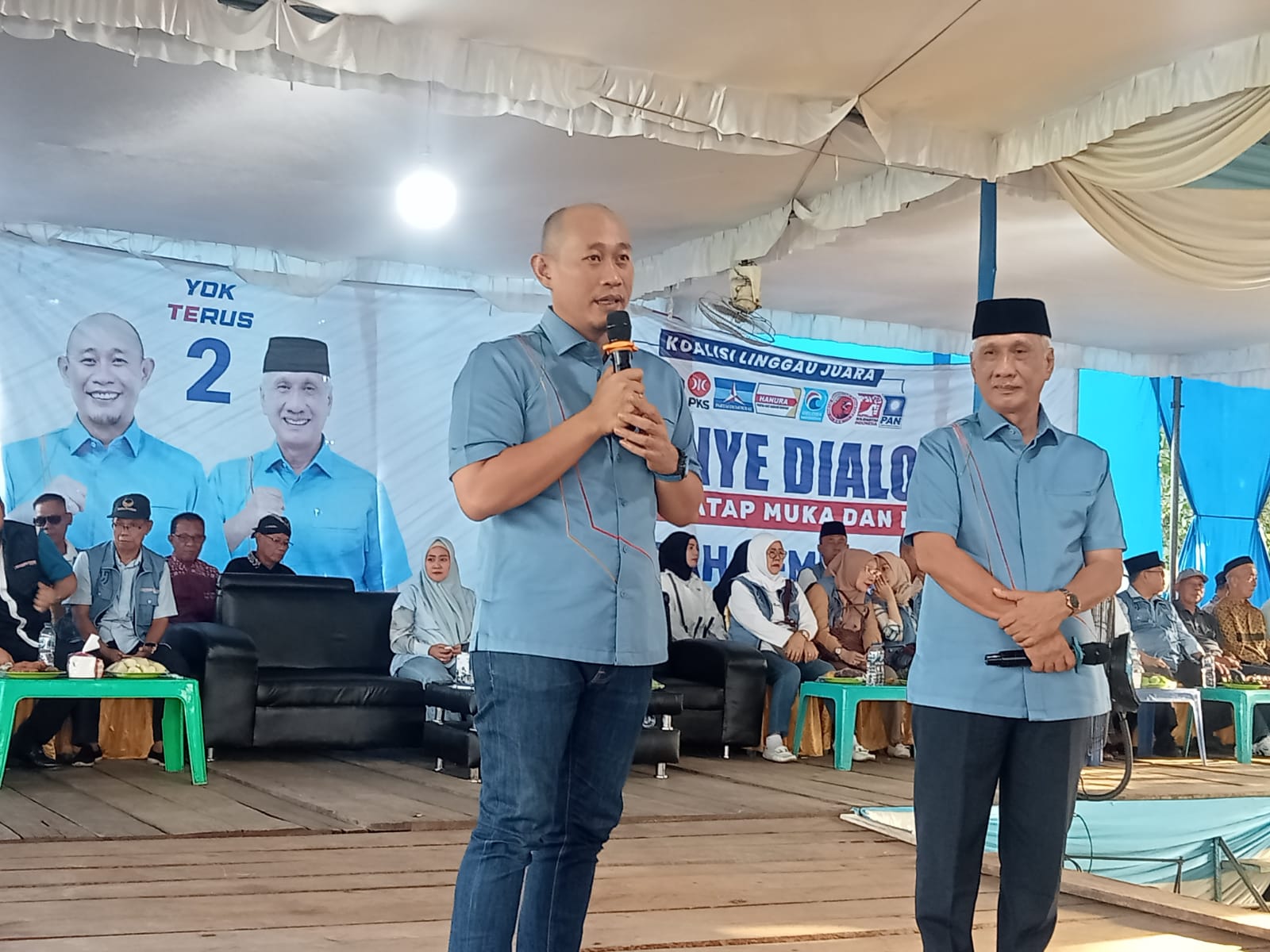 Ribuan Warga kelurahan Simpang Periuk Teriakan Coblos No 2 Botak Peci