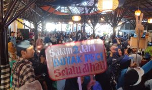Teriakan Emak Emak Pengen Walikota Linggau Berkepala Botak Teriakan Emak Emak Pengen Walikota Linggau Berkepala Botak