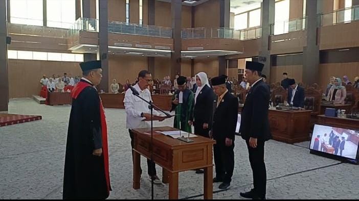 Yulian Effendi Resmi Jabat Ketua DPRD Kota Lubuklinggau