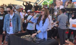 Acara Kampanye Yoppy-Rustam Bertajuk Colour Day Berlangsung dengan Sukses, acara Yang Di selenggarakan Relawan Silampari Dikomandoi Oleh Riki Chairul Amri SE.Msi itu berjalan dengan Meriah Dan ‘Meledak’