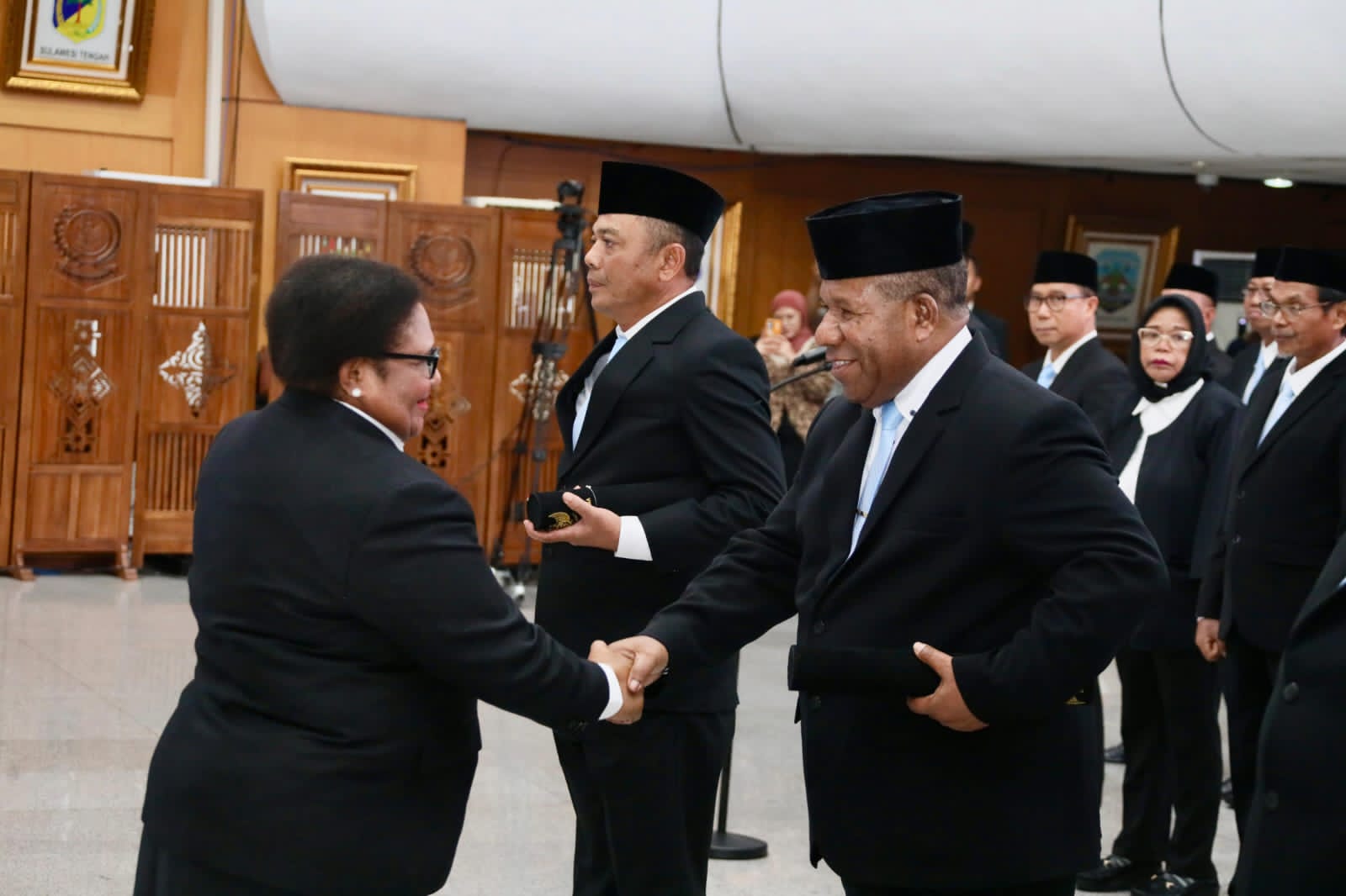 Lantik Pansel DPRP, Wamendagri Ribka Tekankan Komitmen Terhadap Hak OAP Dalam Politik dan Pemerintahan