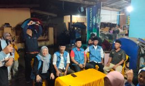 Blusukan Di Taba Pingin, Rustam Siap Dengarkan Keluhan Dan Harapan Masyarakat Blusukan Di Taba Pingin, Rustam Siap Dengarkan Keluhan Dan Harapan Masyarakat