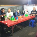 Belusukan Di Kelurahan Dempo, Yoppy Beserta Istri Dan Tim Nikmati Sate Madura Pak Hasan.