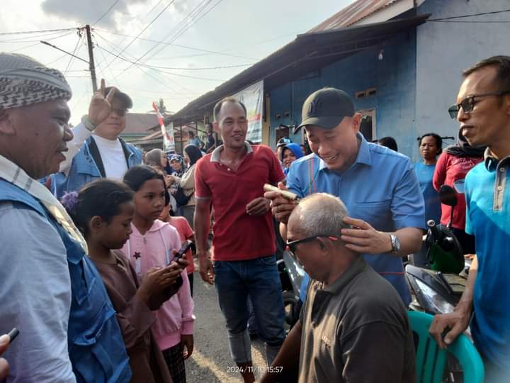 Ribuan Warga Taba pingin siap dukung 90% .” yoppy- Rustam     Rela botak dan Di, meriahkan kesenian kuda lumping,