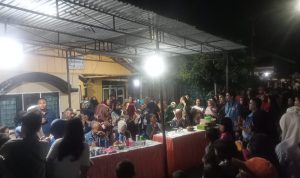 Yoppy Karim Didampingi Istri Beserta Tim Belusukan Dan Silahturahmi Di Cereme Taba. Yoppy Karim Didampingi Istri Beserta Tim Belusukan Dan Silahturahmi Di Cereme Taba.