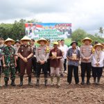 Sukseskan Ketahanan Pangan Nasional, Polres Musi Rawas Bersama Stakeholders Terkait Tanam dan Berikan Bibit Jagung Sukseskan Ketahanan Pangan Nasional, Polres Musi Rawas Bersama Stakeholders Terkait Tanam dan Berikan Bibit Jagung