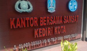 Samsat Kediri Kota Berikan Pelayanan Terbaik dan Sesuai SOP Samsat Kediri Kota Berikan Pelayanan Terbaik dan Sesuai SOP