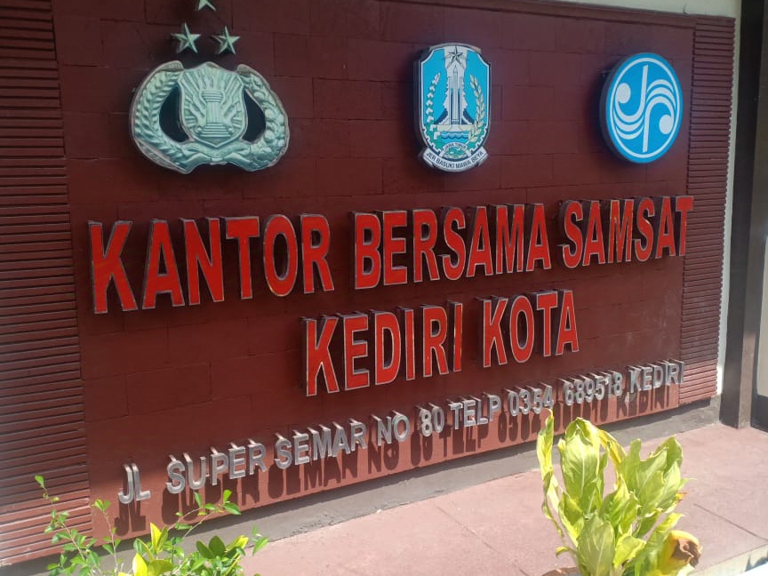 Samsat Kediri Kota Berikan Pelayanan Terbaik dan Sesuai SOP