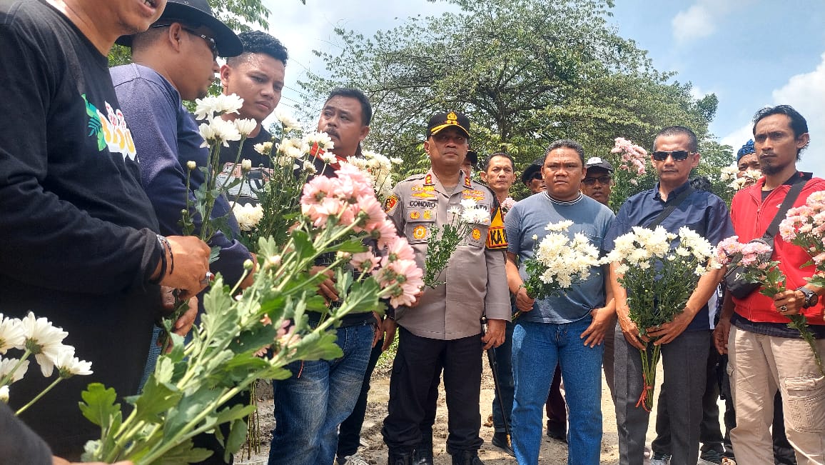 Cegah Terjadinya Lakalantas,Polres Serang Dirikan Posko Penghalau Truk Pasir 