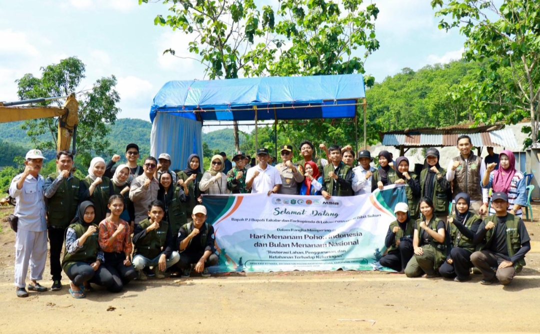 Kapolres Takalar Bersama Forkopimda Tanam Bibit Sukun, Peringatan Hari Menanam Pohon Indonesia dan Bulan Menanam Nasional 2024