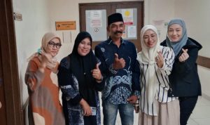 Tajul Arifin Kades Banjarsari Tengok H.Jb di RSUD Siloam Tanggerang