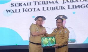 Usai Sertijab, Wako Pimpin Apel Gabungan Tegaskan ASN untuk Tingkatkan Disiplin