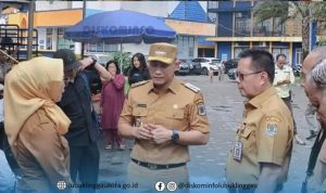 Wali Kota Tinjau Pasar Murah di Alun-alun Merdeka