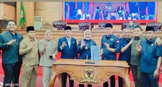 Paripurna Istimewa DPRD Musi Rawas, LKPJ Bupati Musi Rawas 2024. Bupati Musi Rawas, Hj Ratna Machmud Tingkat Pengangguran Menurun