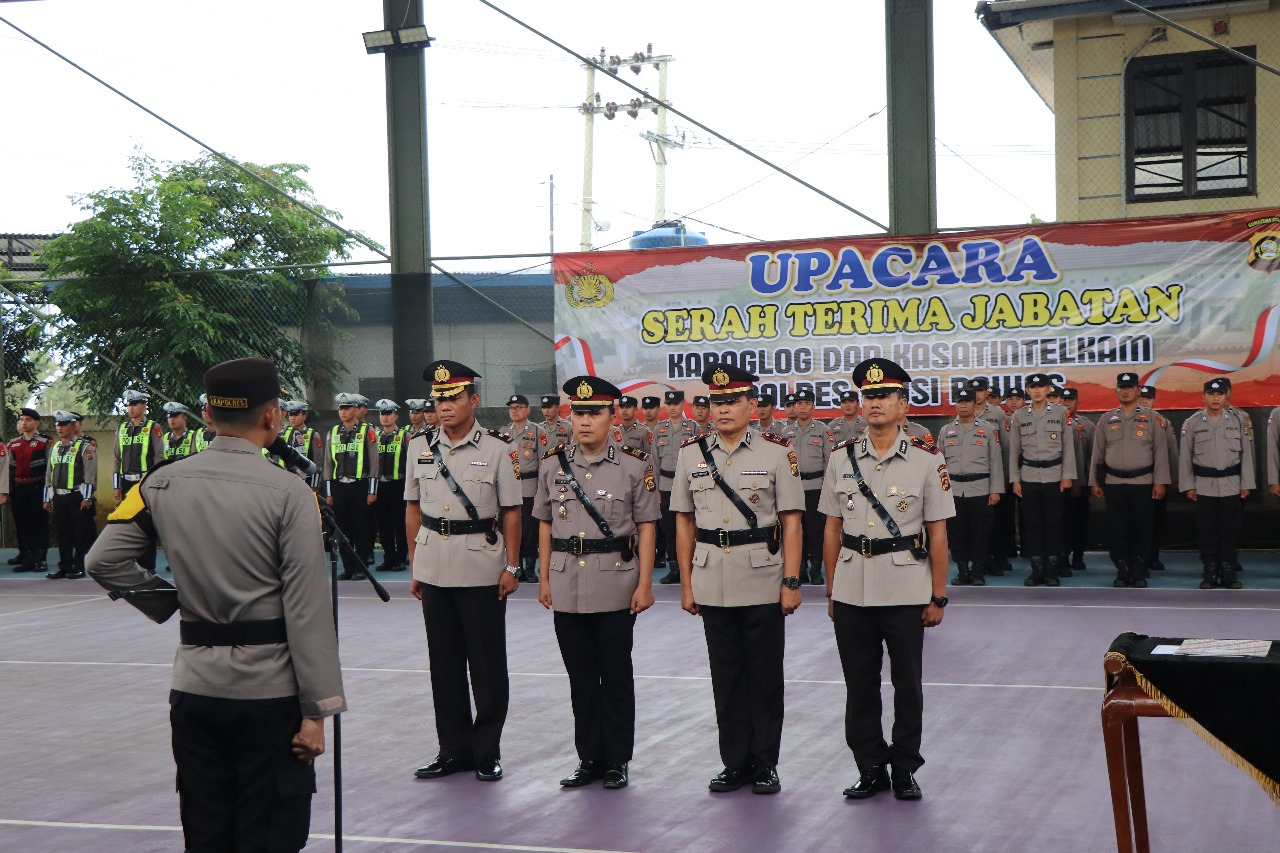Kapolres Musi Rawas Pimpin Sertijab Dua Perwira, AKP Fery Firdayanto Jabat Kabag Log dan AKP Zulkifli Jabat Kasat Intelkam