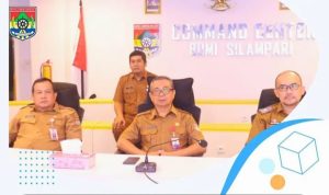 Staf Ahli Wali Kota Bidang Ekonomi, Keuangan, dan Pembangunan, H Kamaludin bersama Staf Ahli Bidang Staf Ahli Wali Kota Bidang Ekonomi, Keuangan, dan Pembangunan, H Kamaludin bersama Staf Ahli Bidang