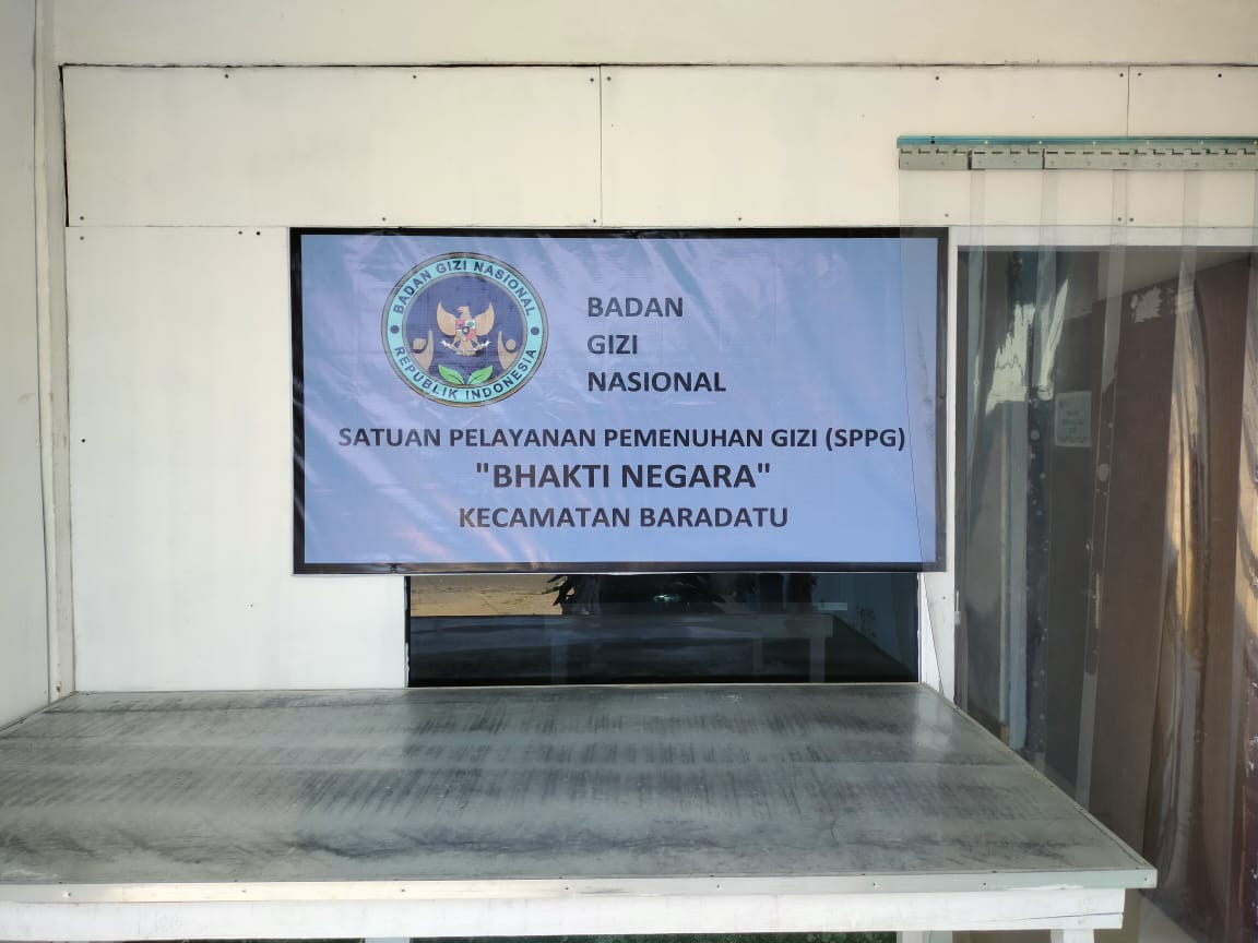 Dapur Makan Bergizi Gratis  “BHAKTI NEGARA” Memotong Gaji Tenaga Kerja 