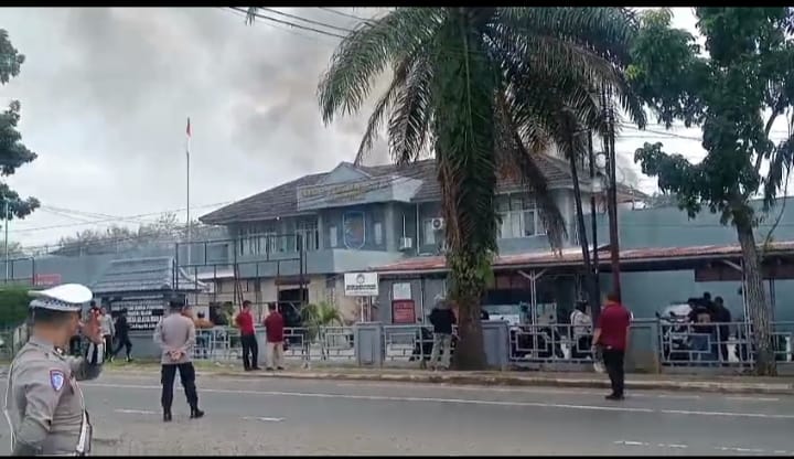 Kerusuhan Pecah di Lapas Narkotika Muara Beliti, Ratusan Petugas Dikerahkan