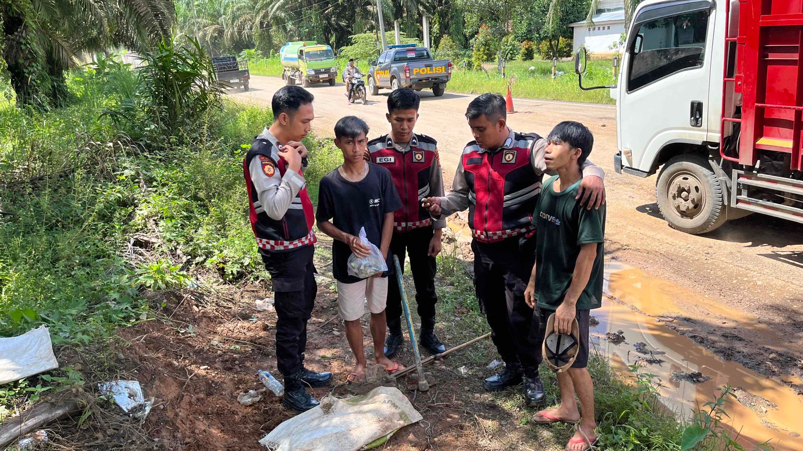Sat Samapta Polres Mura Amankan Pelaku Premanisme Bersenjata Tajam di Jalan Rusak