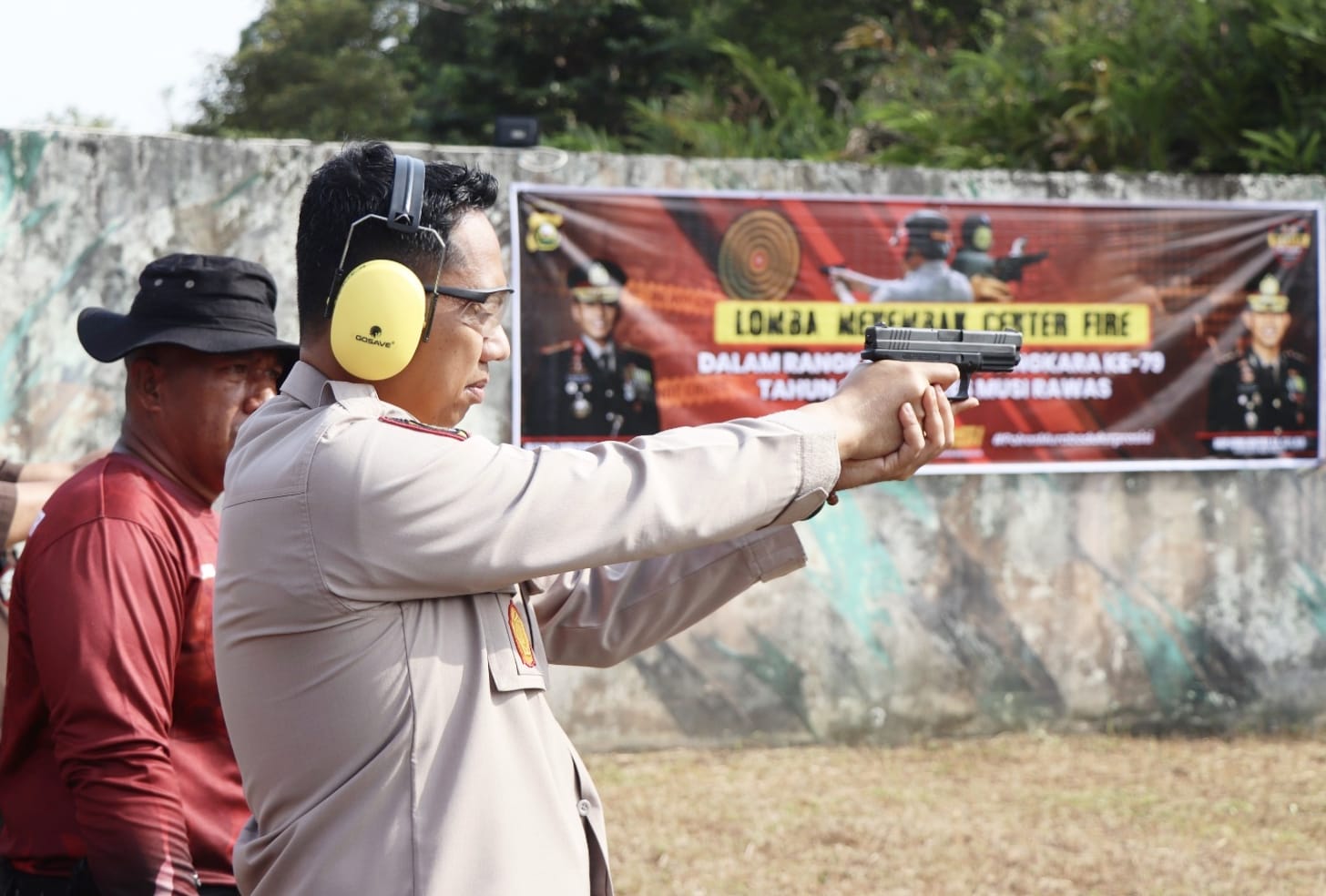 Ajang Asah Kemampuan Menembak, Kapolres Musi Rawas Gelar Lomba Menembak Hari Bhayangkara ke-79