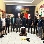 Simpan Pistol dan Peluru Aktif di Bawah Meja Tamu, DT Mendekam di Balik Jeruji Besi Polres Musi Rawas