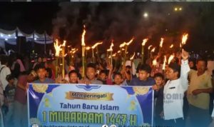 ‎Wako – Wawako Lepas Pawai Obor Sambut Tahun Baru Islam