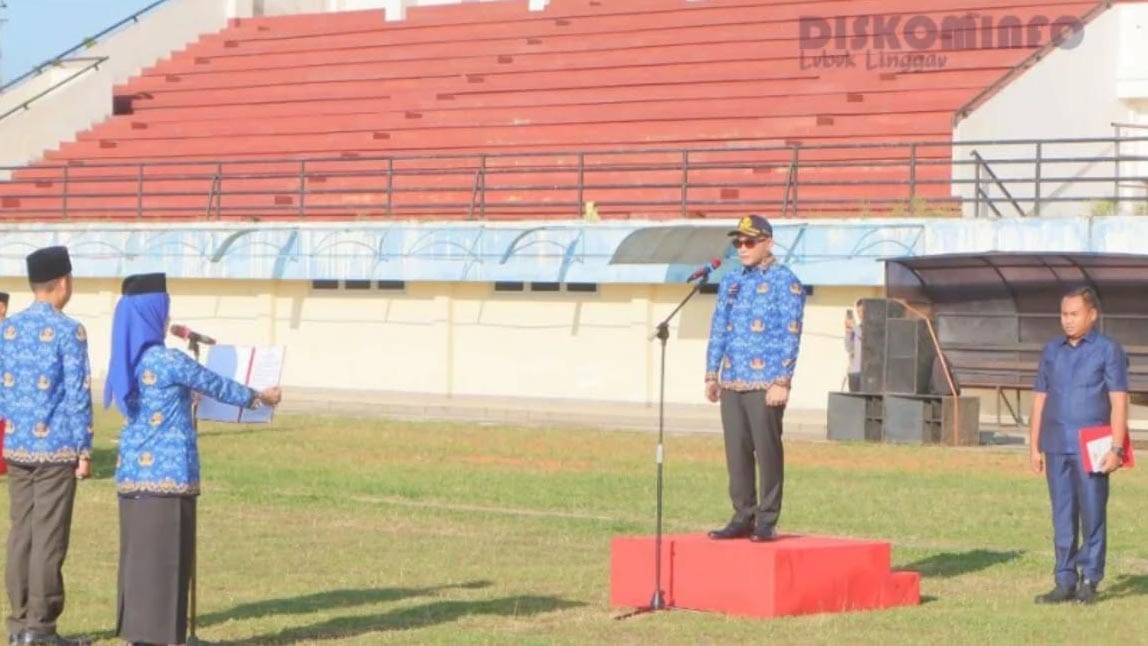 WALI KOTA LUBUKLINGGAU PIMPINAN APEL BULANAN, BEBERAPA ASN TERIMA SK KENAIKAN PANGKAT