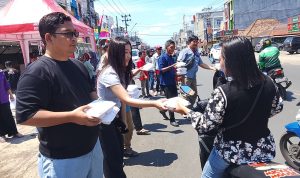 Keluarga Besar Bapak Riki Chairil Amri SE.MSi (RCA) Berbagi 1.100 Nasi Kotak Bertajuk Jum’at Berkah