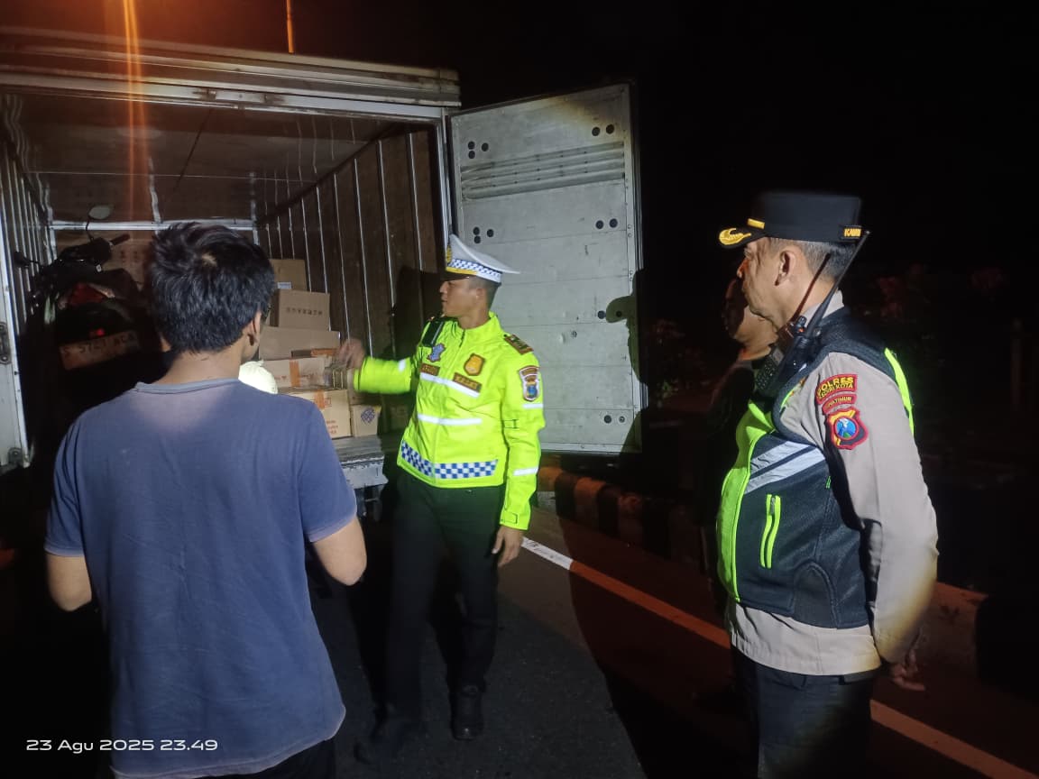 Dipimpin Kabag Ops, Polres Kediri Kota Gelar Operasi Gabungan Cipta Kondisi Harkamtibmas