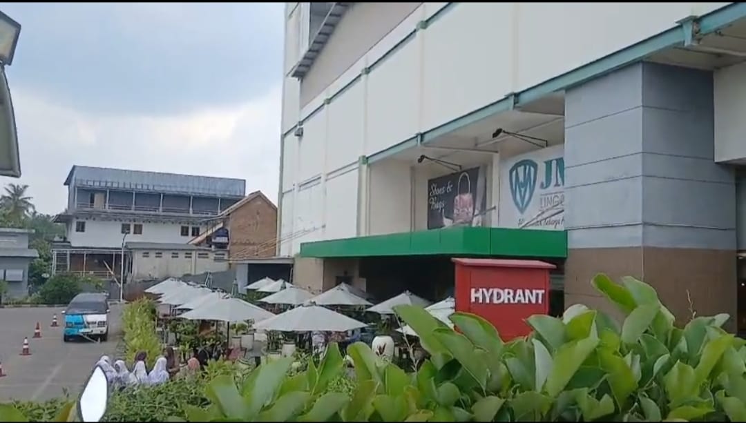 Oknum Pihak manajemen JM Lubuklinggau diduga melakukan pemerasan uang 2 JT Rupiah kepada mantan Karyawan