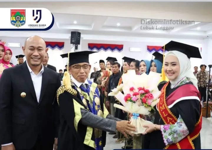 Wali Kota Lubuk Linggau Hadiri Wisuda S1 dan S2 Universitas Bina Insan