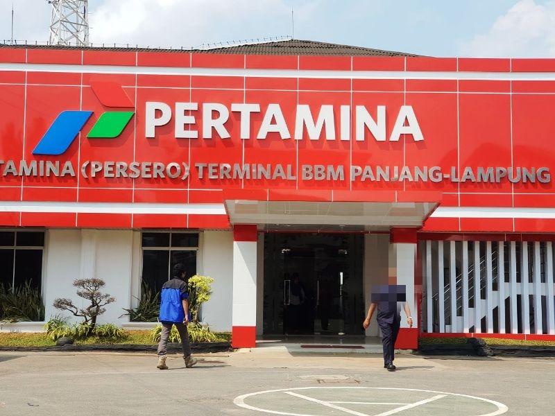 Lapor Pak Kapolri : Diduga Ada Penyalahgunaan BBM dari Terminal Pertamina Panjang ke Gudang Ilegal, Nama Mantan Anggota Berinisial WYF Disebut Lapor Pak Kapolri : Diduga Ada Penyalahgunaan BBM dari Terminal Pertamina Panjang ke Gudang Ilegal, Nama Mantan Anggota Berinisial WYF Disebut