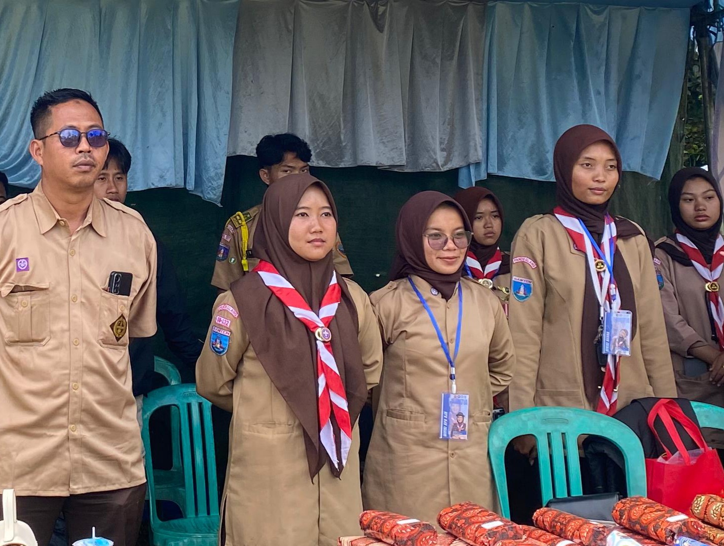 SMP Filial 2 Cileles Melaksanakan Kegiatan Kemah dan Pramuka SMP Filial 2 Cileles Melaksanakan Kegiatan Kemah dan Pramuka