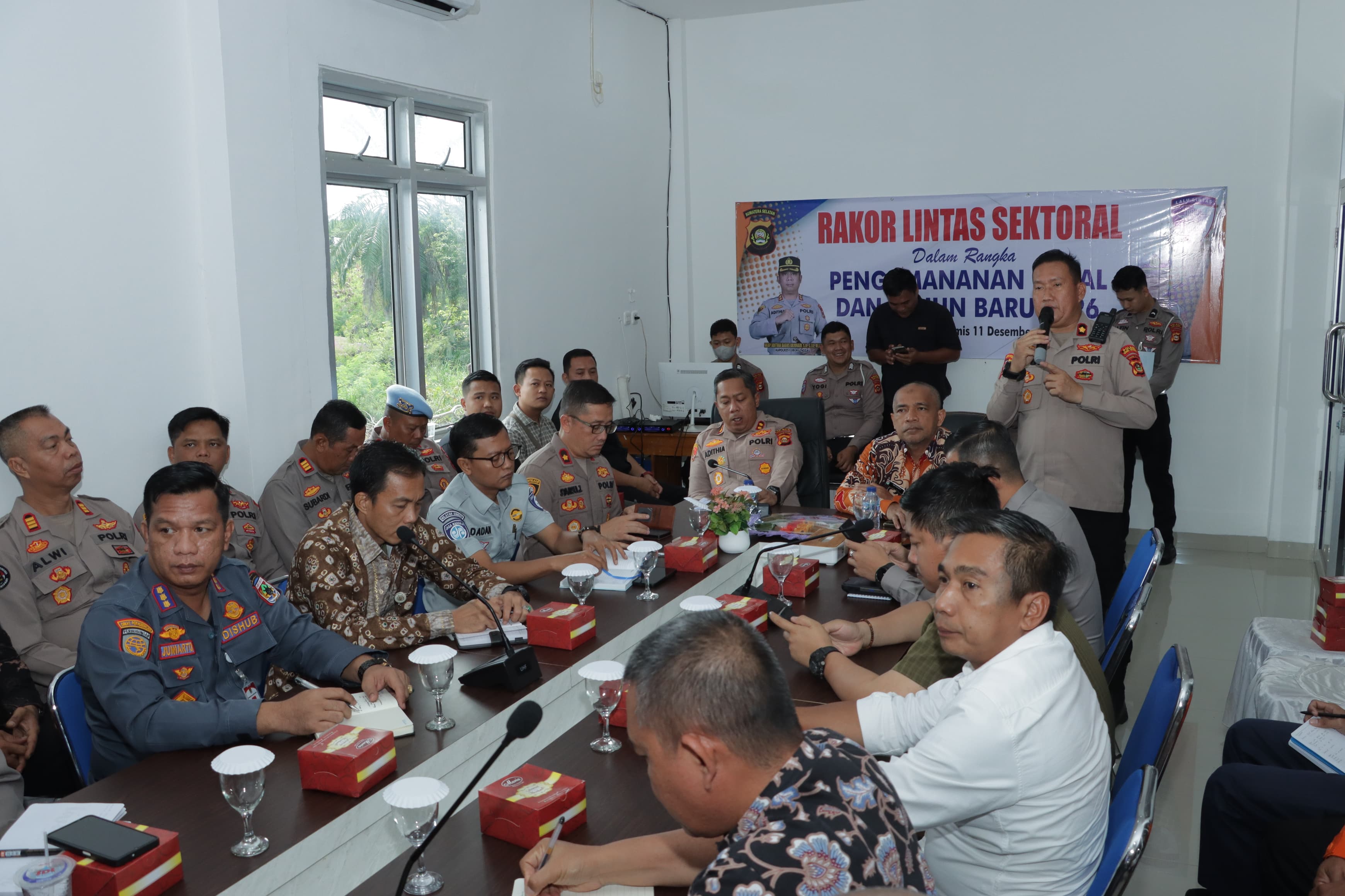 Polres Lubuk Linggau Menggelar Rapat Koordinasi Lintas sektoral Persiapan Operasi Lilin Musi Rawas 2025
