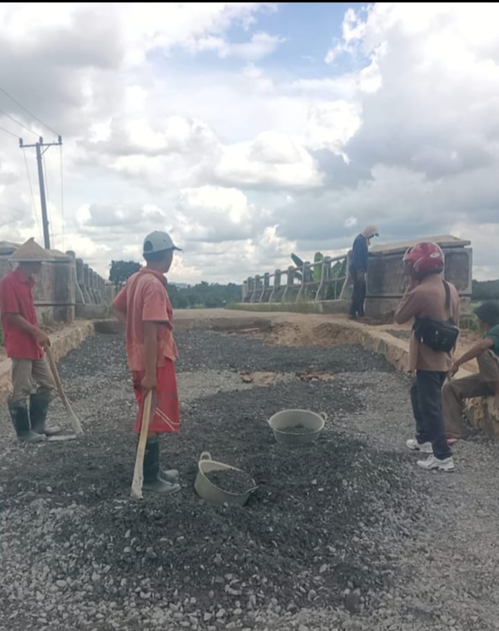 Diduga Proyek Siluman Pembangunan Jalan Way Bekarang Waway Karya Lampung Timur 